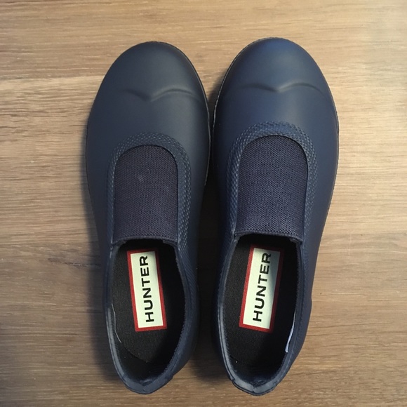 ❌❌SOLD❌❌New w/box Hunter waterproof shoes kids - Picture 3 of 6